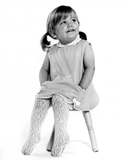Images Dated 10th November 2011: Child Model