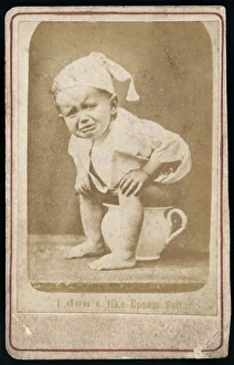 Images Dated 12th October 2007: Child on Potty