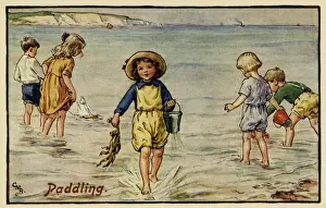 Sevenoaks Prints: Children paddling at the seaside