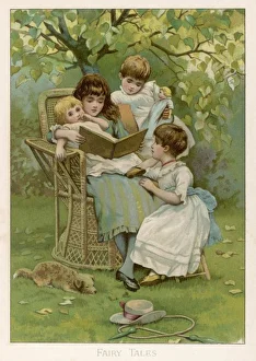 Children Read in Garden Children Read in Garden