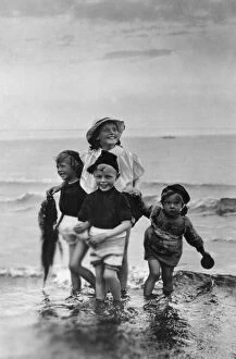 British Seaside Gallery: Children at the seaside