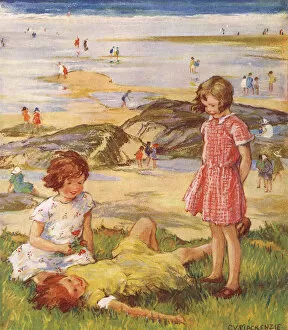 Friends Collection: Children at Seaside - Sunny Days by C V MacKenzie