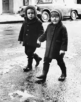 Knitted Prints: Two children walking in a Balham street, SW London