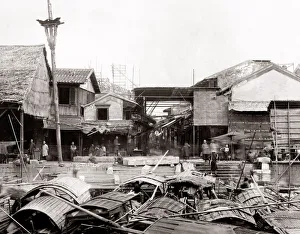Mooring Prints: China - boats along quayside probably Hankow Hankou