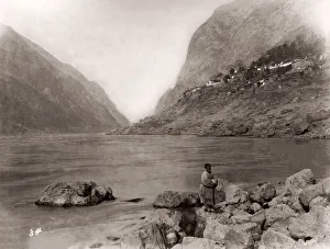 China c. 1880s - gorge on the Yangtze river