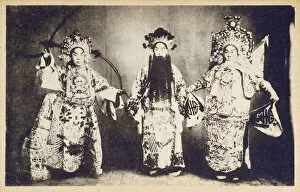 Headdresses Collection: China - Chinese Actors in elaborate costumes