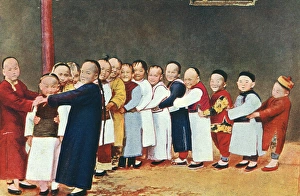 Images Dated 8th February 2016: China - School Children playing Oranges and Lemons