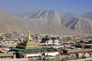 CHINA. Xiahe. Monastery of Labrang. The Silk