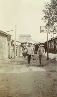 Chinese man and British soldier