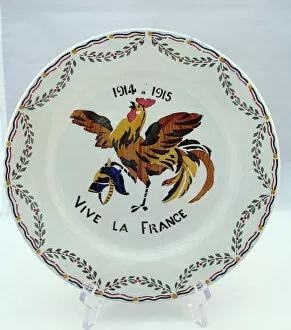Images Dated 10th January 2013: Choisy le Roi Terre de Fer patriotic plate - WWI