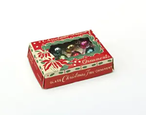 Celebratory Prints: Christmas baubles