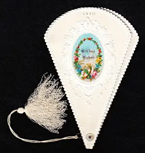 Christmas card in the form of a fan