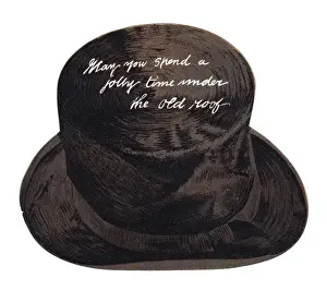 Battered Prints: Christmas card in the shape of a battered top hat