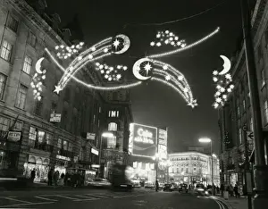 Moons Prints: Christmas Lights / Regent