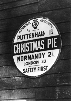 Images Dated 18th May 2011: Christmas Pie