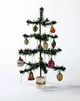 Geffrye Museum Gallery: Christmas tree