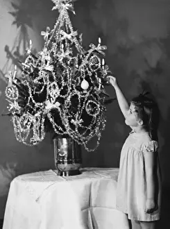 Reaches Prints: Christmas Tree & Girl