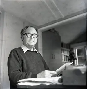 Christopher Hibbert, writer, historian and biographer