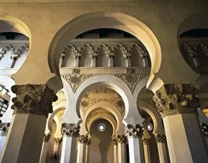 Almohad Gallery: Church of Santa Mar�la Blanca. 1180. SPAIN. Toledo