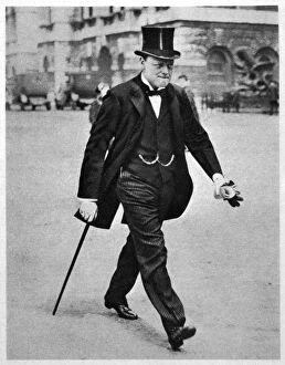 Winston Churchill Gallery: Churchill / Iwn May 1915