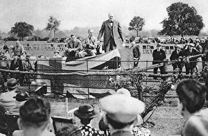 Churchill Collection: Churchill speaking at Theydon Bois