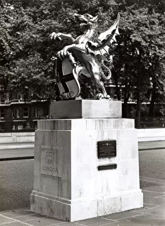 Pedestal Collection: The City Dragon - City of London - pedestal