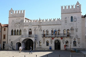 Images Dated 20th September 2007: City Hall, Koper, Slovenia