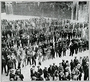 Answering Gallery: City of London recruits, Tower of London, WW1