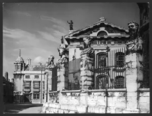 Clarendon Prints: Clarendon Building