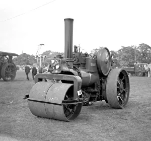 Clayton and Shuttleworth Road Roller number 48944, Paradox