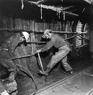 Clearing Bristol Sewers