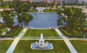 Cleveland, Ohio, USA, Fine Arts Garden & Lake at Art Museum