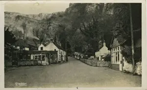 Wentworth Postcard Collection Prints: Cliff Road (Showing Rose Cottage and The Original Cheddar Valley Cheese Shop), Cheddar
