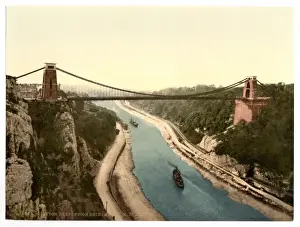 Clifton suspension bridge from the north cliffs, Bristol, En