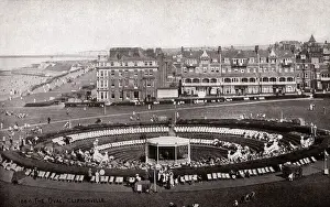 Margate Prints: Cliftonvilles Oval Bandstand - Cliftonville, Margate, Kent