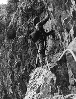 Climber Prints: CLIMBER ON ROCKFACE