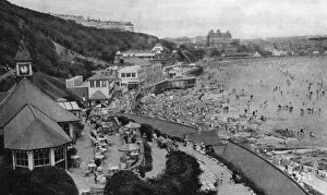 Images Dated 11th August 2011: Clock Cafe and view of beach, Scarborough, Yorkshire