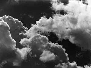 Images Dated 14th March 2011: CLOUDY SKY