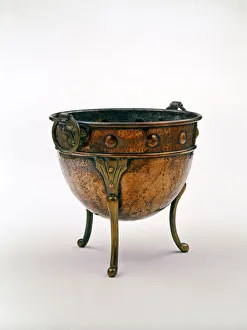 Coal scuttle
