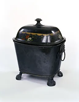 Images Dated 27th March 2018: Coal vase