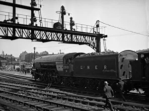 Move Collection: Cock O the North locomotive waiting for signals