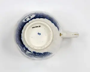 Coffee cup