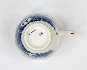 Coffee cup