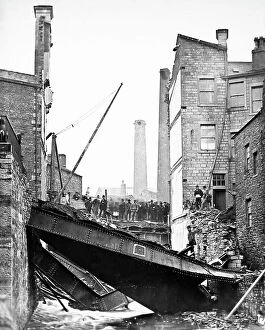 Images Dated 18th March 2020: Collapse of Cheshire's shop, Burnley, Lancashire