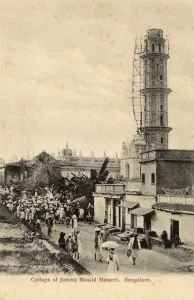 On Lookers Prints: Collapse of Minaret in Bengaluru, India