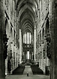Images Dated 24th March 2016: Cologne Cathedral interior, Germany