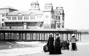 Colwyn Prints: Colwyn Bay Pier, Wales