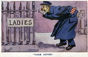 Zeppelin Collection: Comic Postcard - WW1 Home Front - Air Raid Alert - Take Cover - an eager volunteer