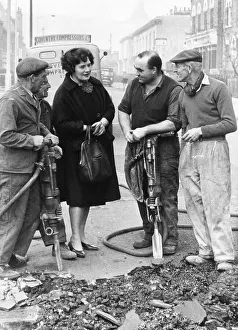 Gladys Collection: Communist party candidate campaigning