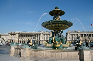 Images Dated 23rd September 2005: Concorde Square (The Place de le Condorde). Detail of the f
